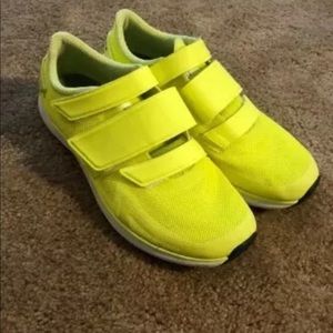 New Balance cycle spin shoes